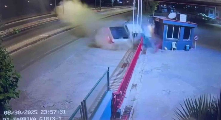 Şırnak’ta 1 kişinin yaralandığı kaza güvenlik kamerasına yansıdı