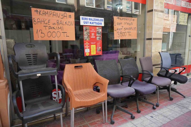 Öğrencilerin ‘eşya devri’ formülü ikinci el piyasasını vurdu