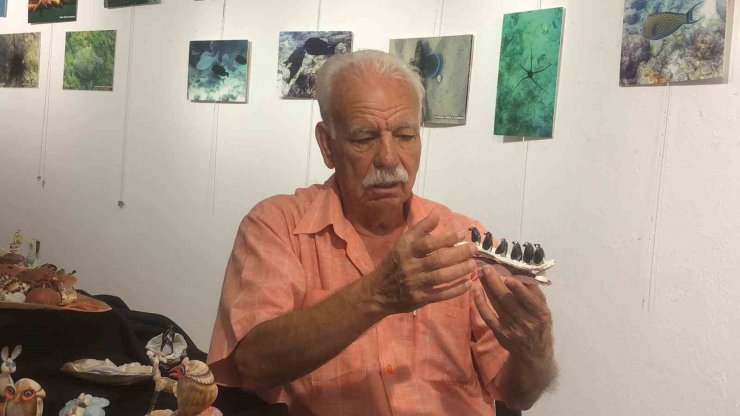 "Yaşam kaynağım" dediği denizden topladığı kabukları esere dönüştürdü