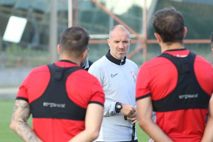 Mustafa Er: "En az 3-4 oyuncuyu aramıza katmak istiyoruz"