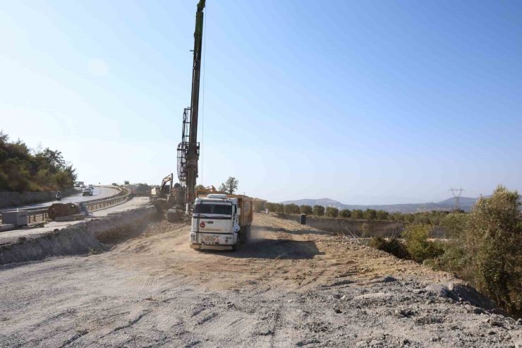 Söke-Kuşadası yolunda bakım onarım çalışması başladı