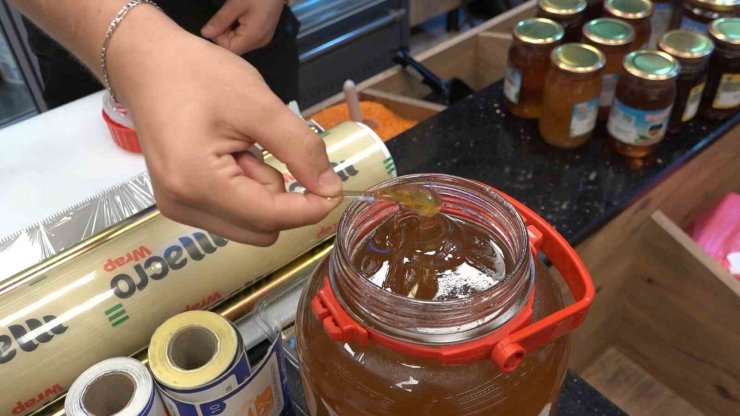 Rizeli bal üreticileri uyarıyor: "Bal güvene dayalı alınır ve tüketilir"
