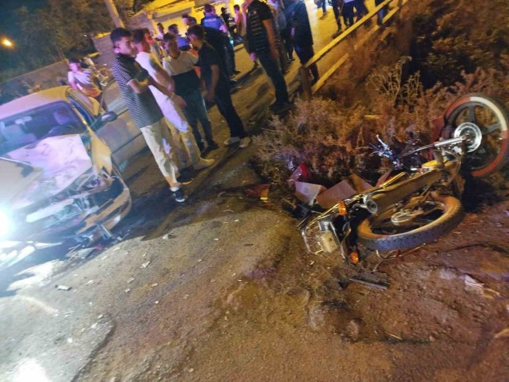 Iğdır’da otomobil ile motosiklet çarpıştı: 2’si ağır 3 yaralı