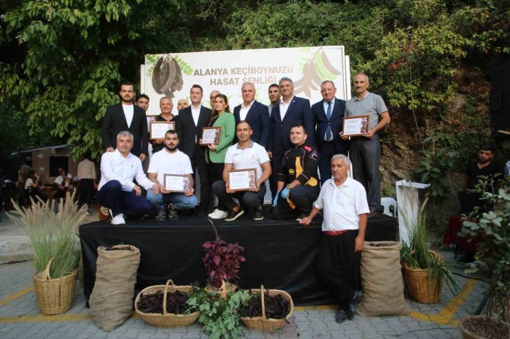 Alanya’da keçiboynuzu hasat şenliği ve coğrafi tescil belge töreni