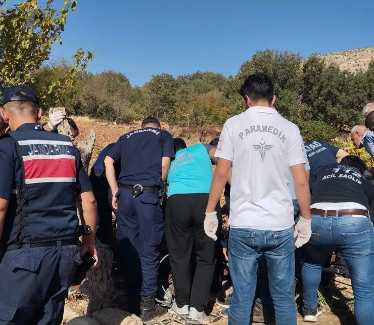 Kuyuya düşen vatandaş kurtarıldı