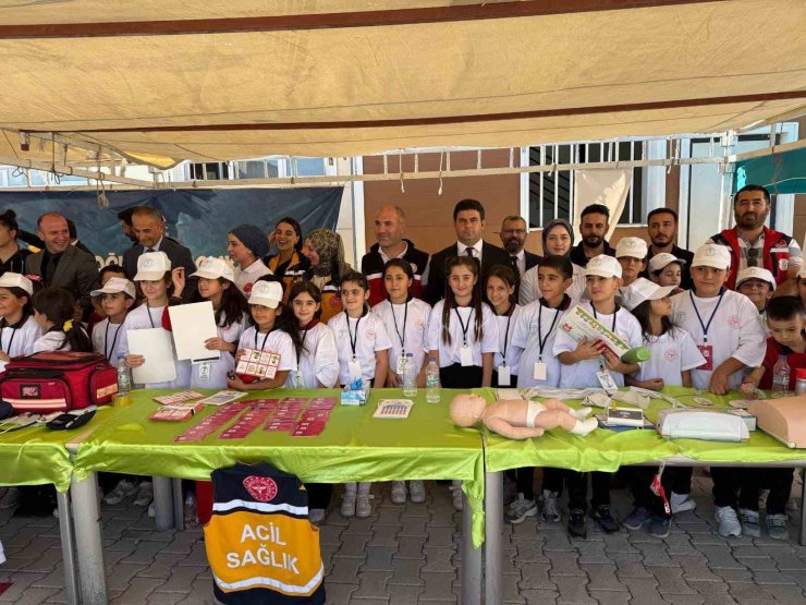 Hakkâri’de "Sağlıklı Çocuk, Sağlıklı Gelecek" etkinliği