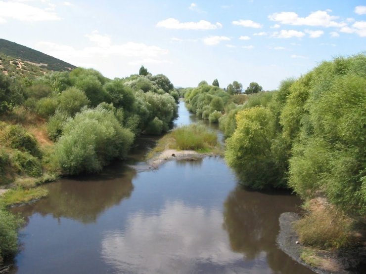 Bakırçay Ovası’nı kuraklık vurdu