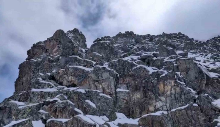 Kaçkarlar’da kaybolan Polonyalı dağcılar bölgeden video atarak yardım istedi