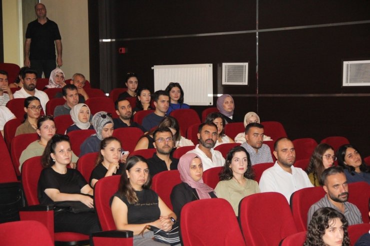 Cizre’de rehber öğretmenler ile sene başı toplantısı yapıldı