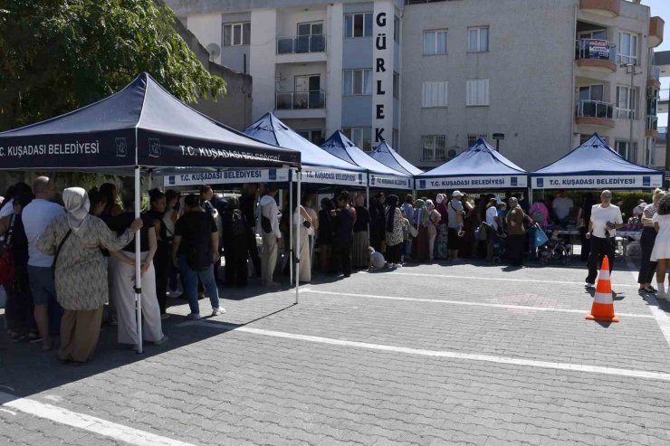 Kuşadası Belediyesi yeni eğitim yılında yine öğrencilerin yanında