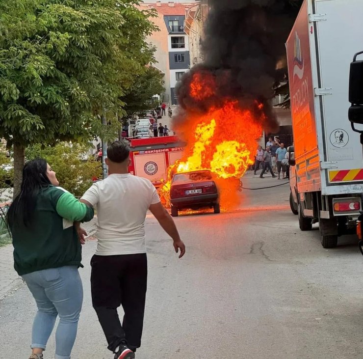 Dört yıllık birikimi ile aldığı, 1 defa kullandığı aracı 30 dakikada yandı