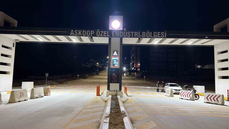Arnavutköy’de korkutan yangın