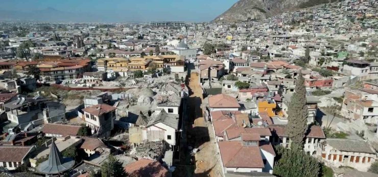 Antakya’nın tarihi caddeleri yeniden hayat buluyor