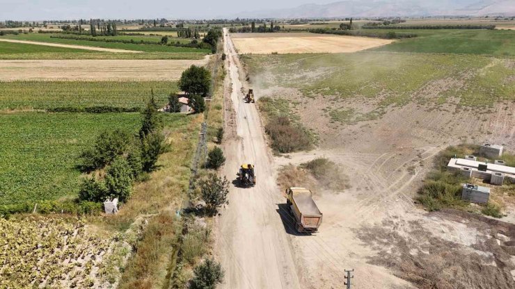 Büyükşehir’den Yeşilhisar’a 10 milyon TL’lik asfalt