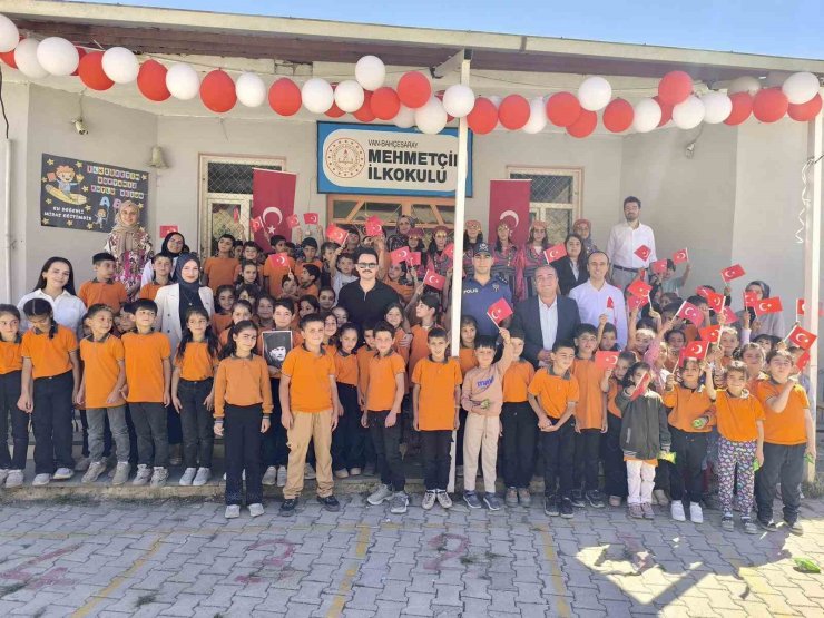 Bahçesaray’da ilköğretim haftası etkinliği düzenlendi