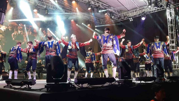 Vezirköprü’de Gençlik Konseri coşkusu