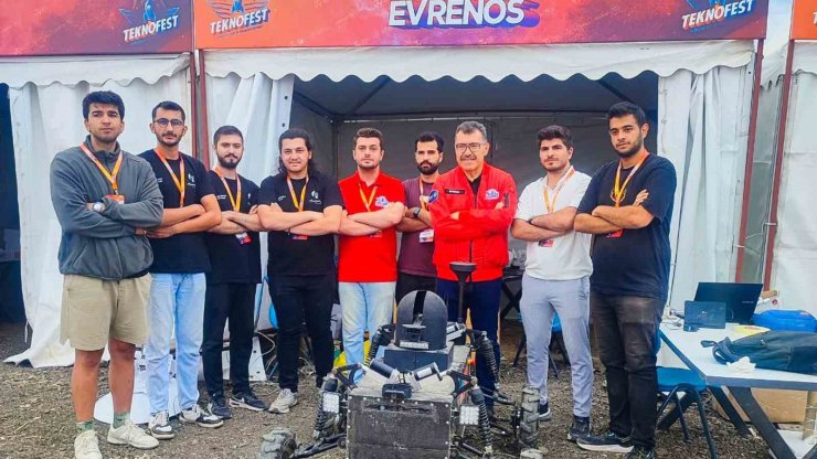 Karabük Üniversitesi Evrenos Takımı, TEKNOFEST’te Türkiye 5’incisi Oldu