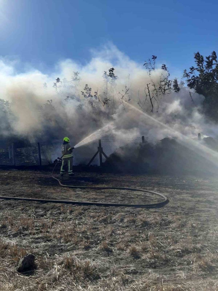 Gönen’de çıkan yangın kısa sürede kontrol altına alındı
