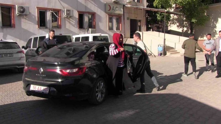 Siirt’te kaymakam, makam aracını sağlık için seferber etti