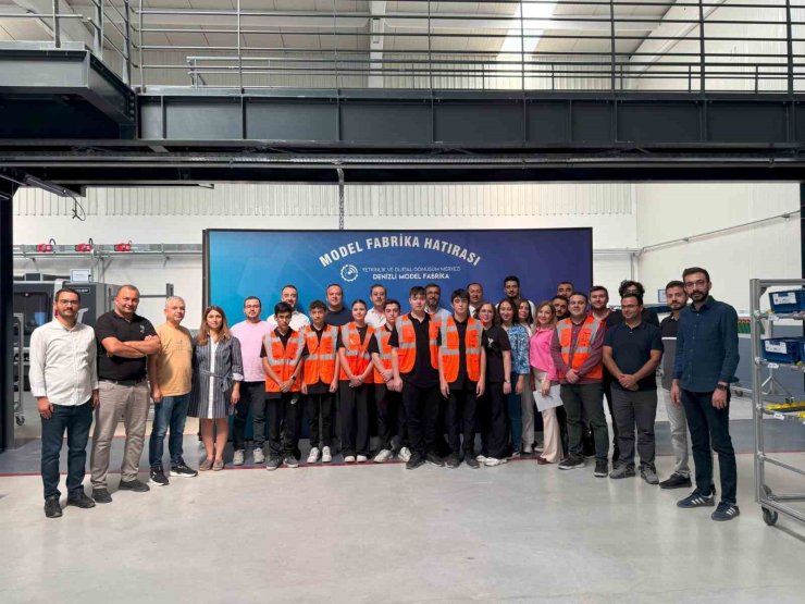 DSO Denizli Model Fabrikada ilk "Öğren-Dönüş" programı hayata geçti