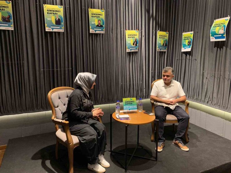 Genç girişimciliğin püf noktalarını öğrendi