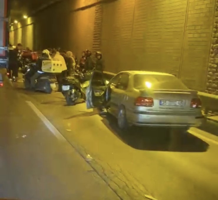 Motosiklet ve otomobil çarpıştı: 1 yaralı