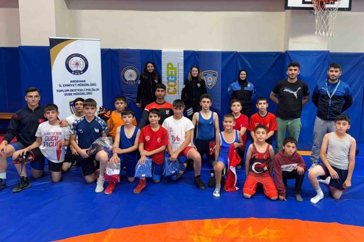 ÇOGEP Projesi kapsamında "Güreş Kursu" açıldı