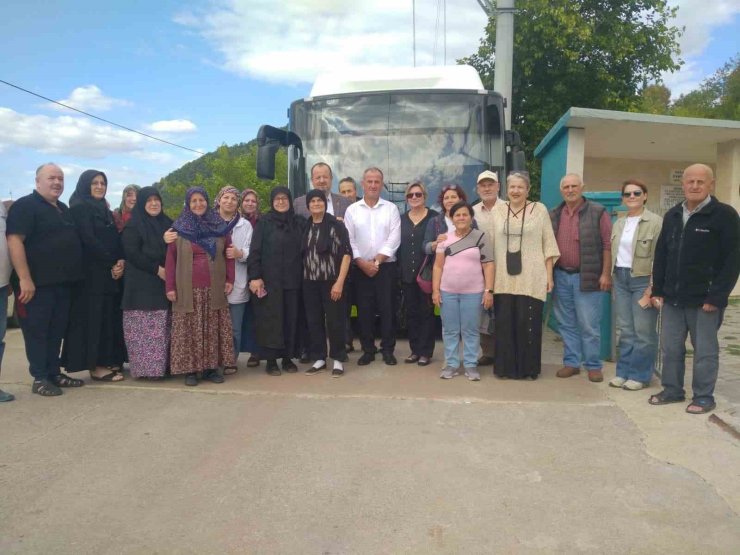 Gölcük’te kuşaklar köy gezisinde buluştu