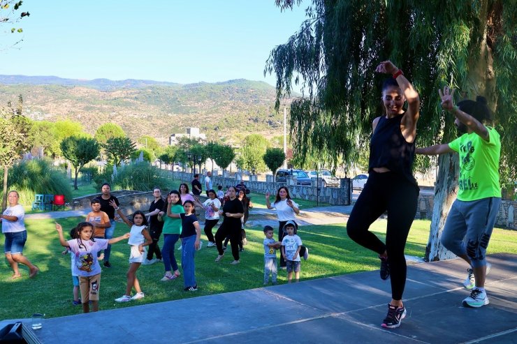 Çineli vatandaşlar güne zumba ile başladı