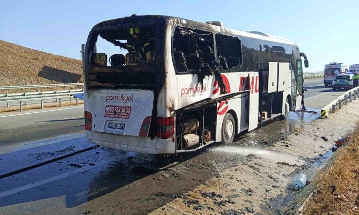 Aydın’da yolcu otobüsü alevlere teslim oldu