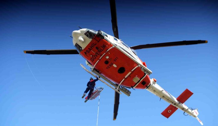 AFAD’dan helikopter destekli gerçeği aratmayan tatbikat