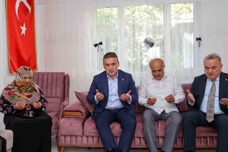 Bilecik Valisi Faik Oktay Sözer Bozüyük’te temaslarda bulundu