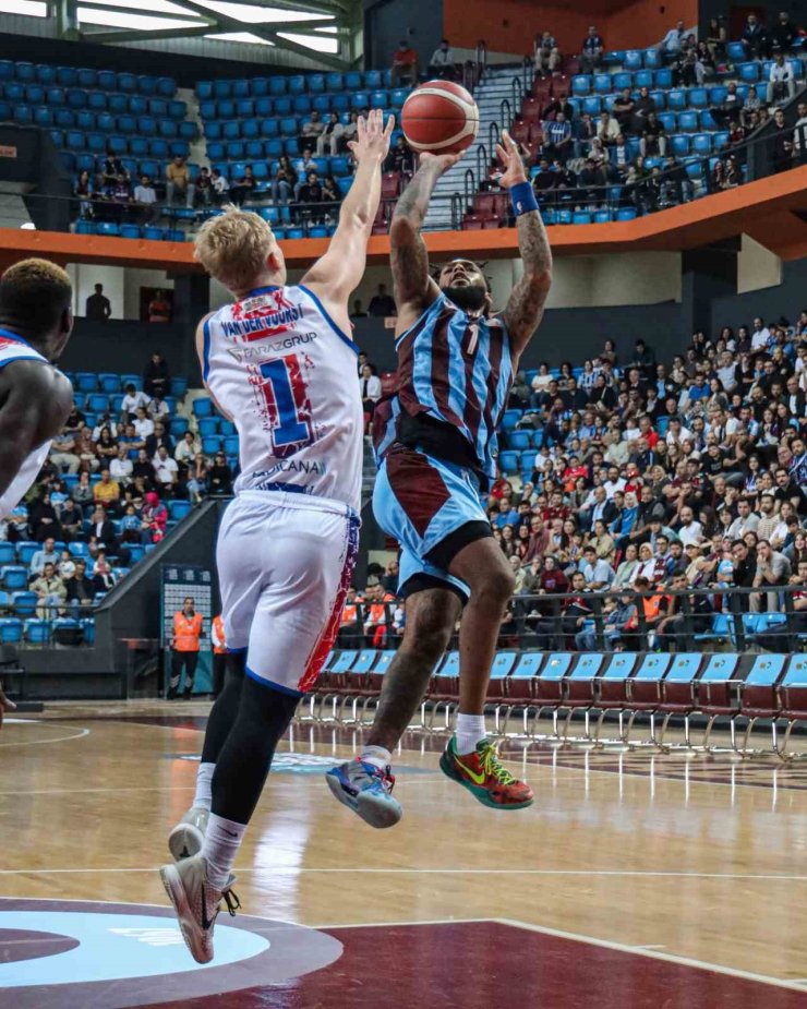 Türkiye Sigorta Basketbol Süper Ligi: Trabzonspor: 94 - Büyükçekmece Basketbol: 76