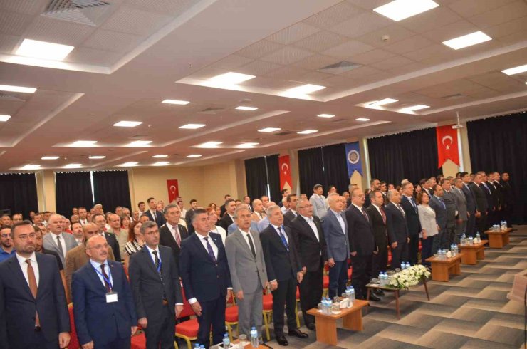 Didim’de "Büyük Menderes Havzası Su-Çevre-Ürün Güvenliği Çalıştayı" başladı