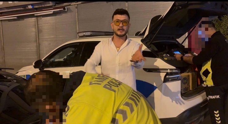 Ehliyetsiz sürücü başkasının ehliyetiyle uygulamadan geçmek istedi, 37 bin 354 TL ceza yedi