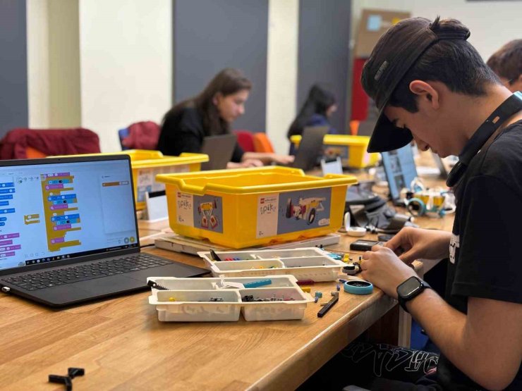 Sincan Belediyesi’nden ‘Bilim Şenliği’ etkinliği