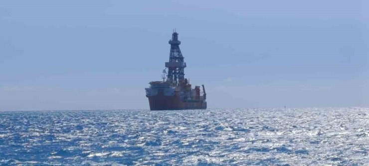 Türkiye’nin 228 metrelik denizdeki yeni gücü: ’West Draco’ Mersin’e ulaştı