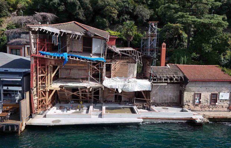 Geminin çarparak yıktığı 346 yıllık yalının zemini 7 yılda onarıldı