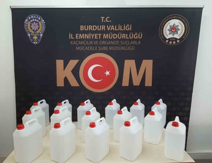 Burdur’da binlerce kaçak ürün ele geçirildi