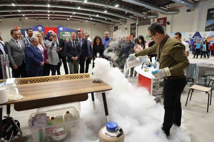 Elazığ’da TÜBİTAK bilim şenliği başladı