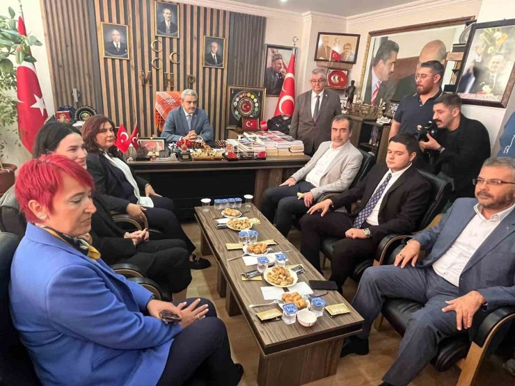 Başkan Çerçioğlu: "Hizmetin önünde duranı sel alır götürür"