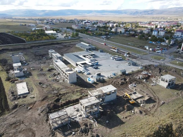 Ardahan Belediyesi Galericiler sitesi inşaatı tüm hızıyla sürüyor