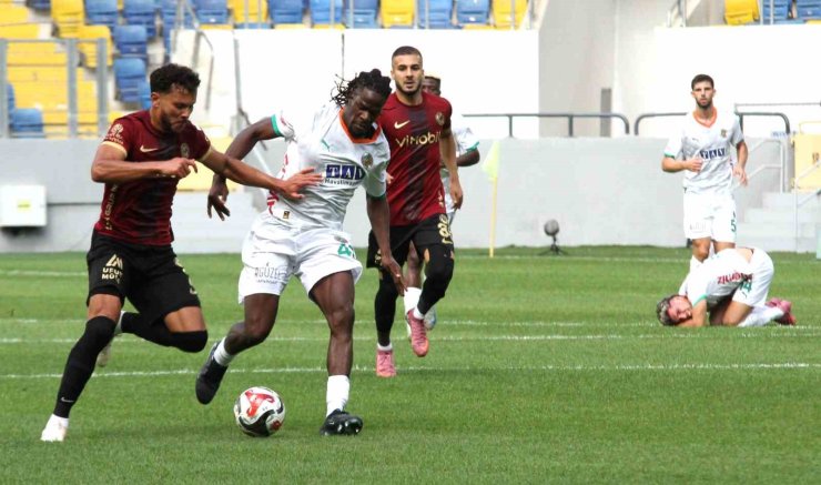 Trendyol Süper Lig: Gençlerbirliği: 0 - Corendon Alanyaspor: 1 (İlk yarı)