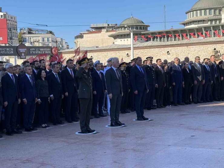 İstanbul’un kurtuluşunun 102. yıl dönümü kutlandı