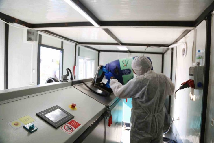 Melikgazi’de sıfır atık ile yemek atıkları can dostlar için mamaya dönüşüyor