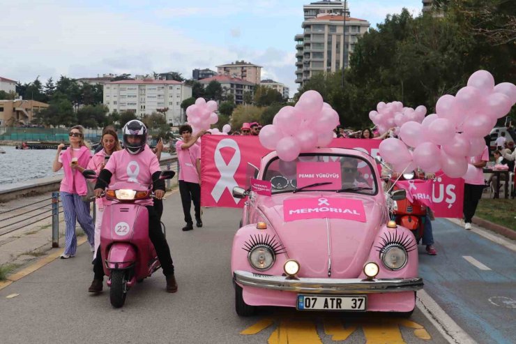 Memorial’dan meme kanseri farkındalığı için Pembe Yürüyüş: "Teşhise geç kalma, farkında ol"