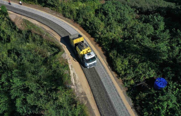 Gürgentepe’nin yollarına sıcak asfalt dokunuşu