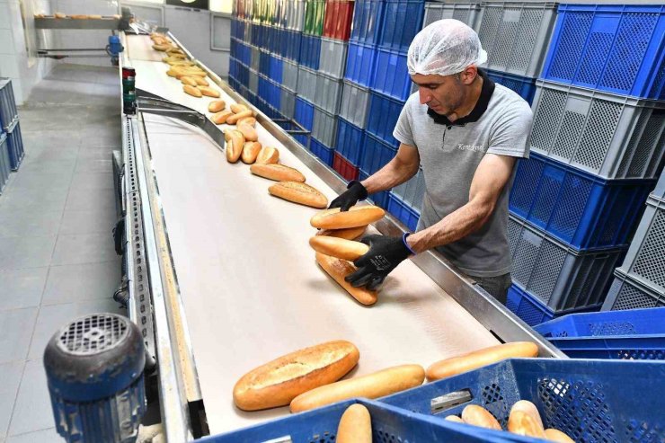 İzmir’de Halk Ekmek’e zam: 210 gram ekmek 10 TL oldu