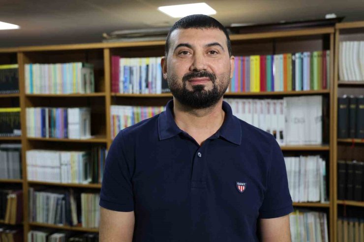 Doç. Dr. Berat Akıncı: "İsrail’in uluslararası arenada yalnız kalması bu anlaşmayı imzalattı"