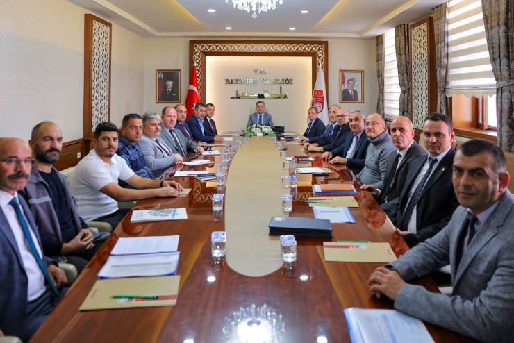 Köylerin altyapı ve hizmet ihtiyaçları toplantıda değerlendirildi